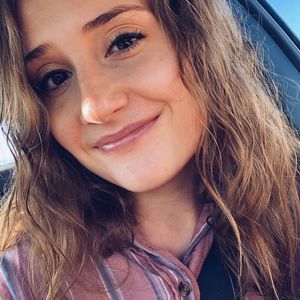 Meet your Posher, Anne